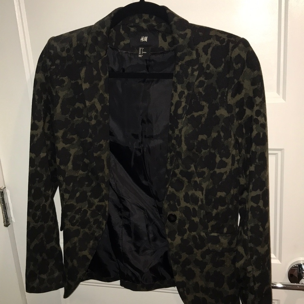 Black & Green leopard blazer